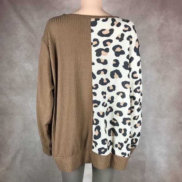 VENUS Sequin Sleeve Animal Print Waffle Knit Top 2X - Picture 7 of 7